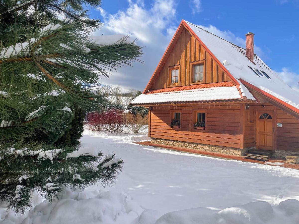 Holiday Raj Villa Bešeňová Екстериор снимка